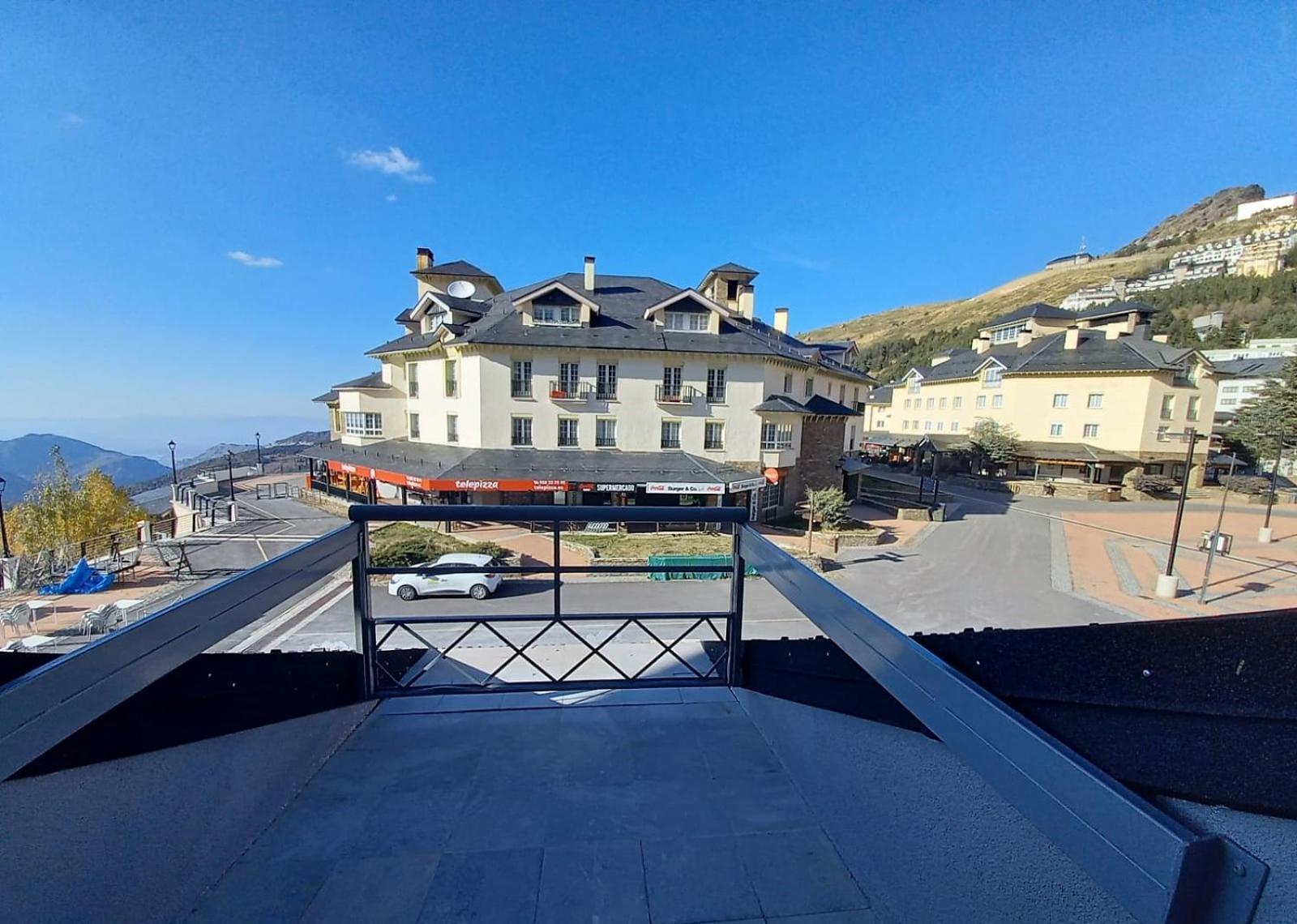 Ski & Snow Apartmentos By Todosierranevada - Plaza Principal Junto A Los Telecabinas 塞拉内华达 外观 照片