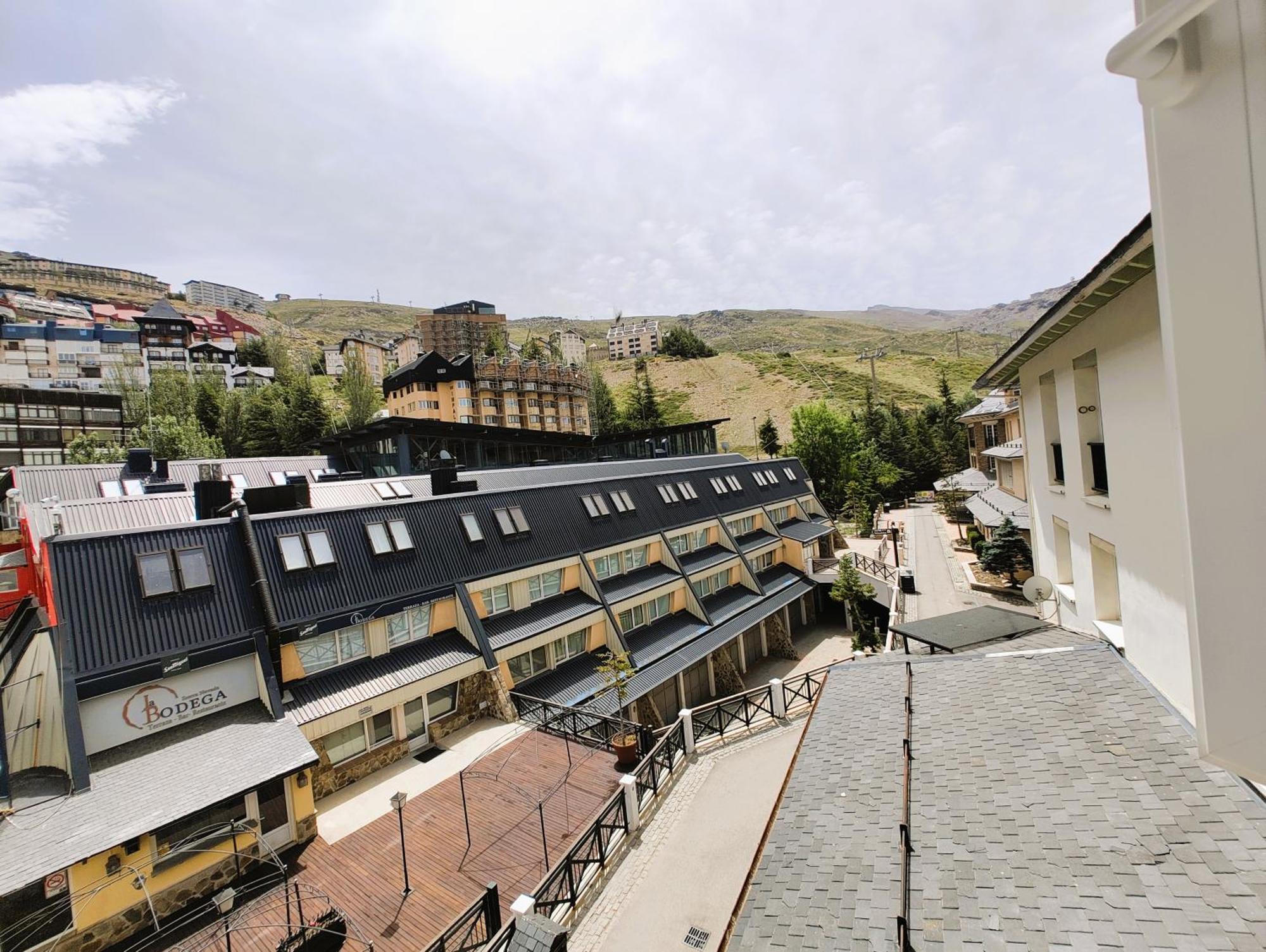 Ski & Snow Apartmentos By Todosierranevada - Plaza Principal Junto A Los Telecabinas 塞拉内华达 外观 照片