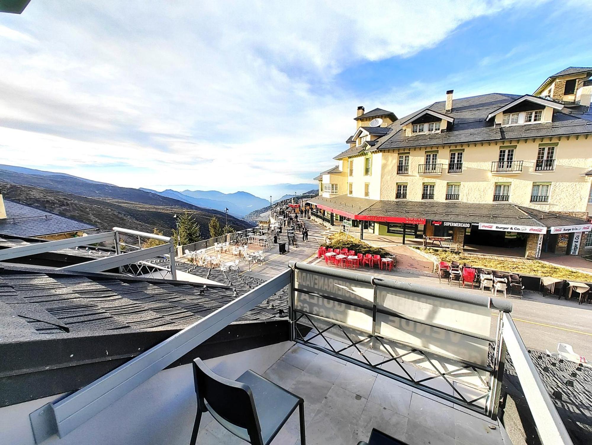 Ski & Snow Apartmentos By Todosierranevada - Plaza Principal Junto A Los Telecabinas 塞拉内华达 外观 照片